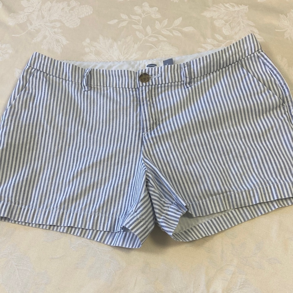 Old Navy 3.5" shorts striped 100% COTTON